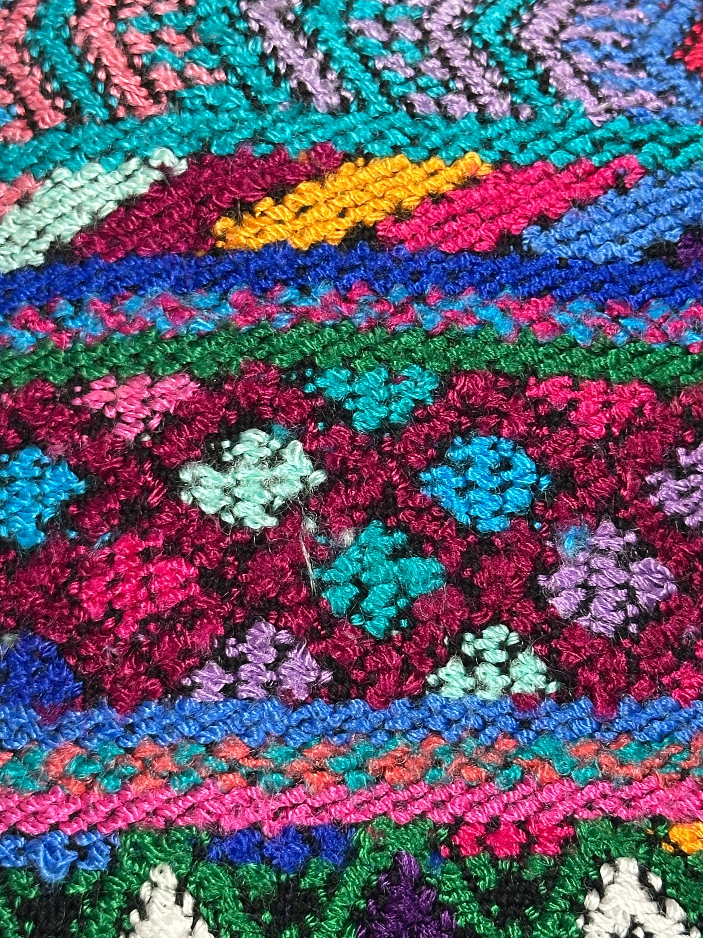 Handwoven Guatemalan Electric Zigzag Huipil Tote Bag | Vibrant Artisan Shoulder Bag&nbsp;