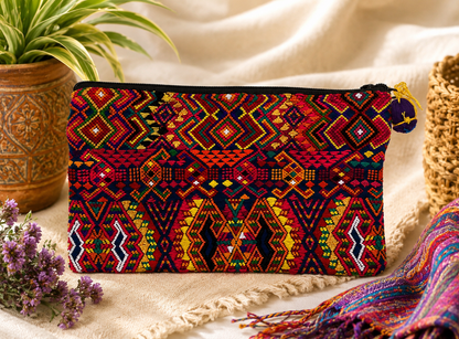 Handwoven Guatemalan Zipper Pouch